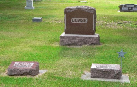 Dowse, Lewis and Sarah grave