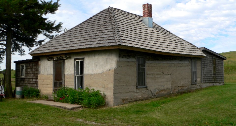 Dowse sod house from NE 4