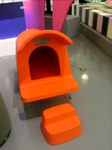 Dog House - Magis - Michael Young 2