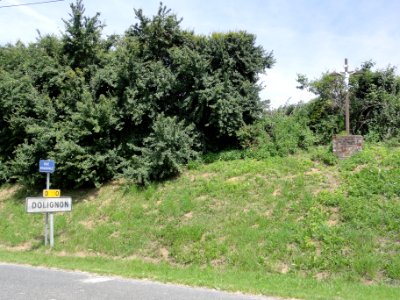Dolignon (Aisne) city limit sign