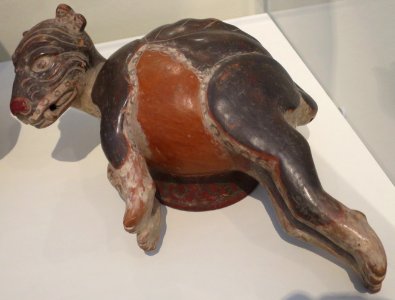 Dog effigy vessel, Veracruz, Honolulu Museum of Art, 4452.1