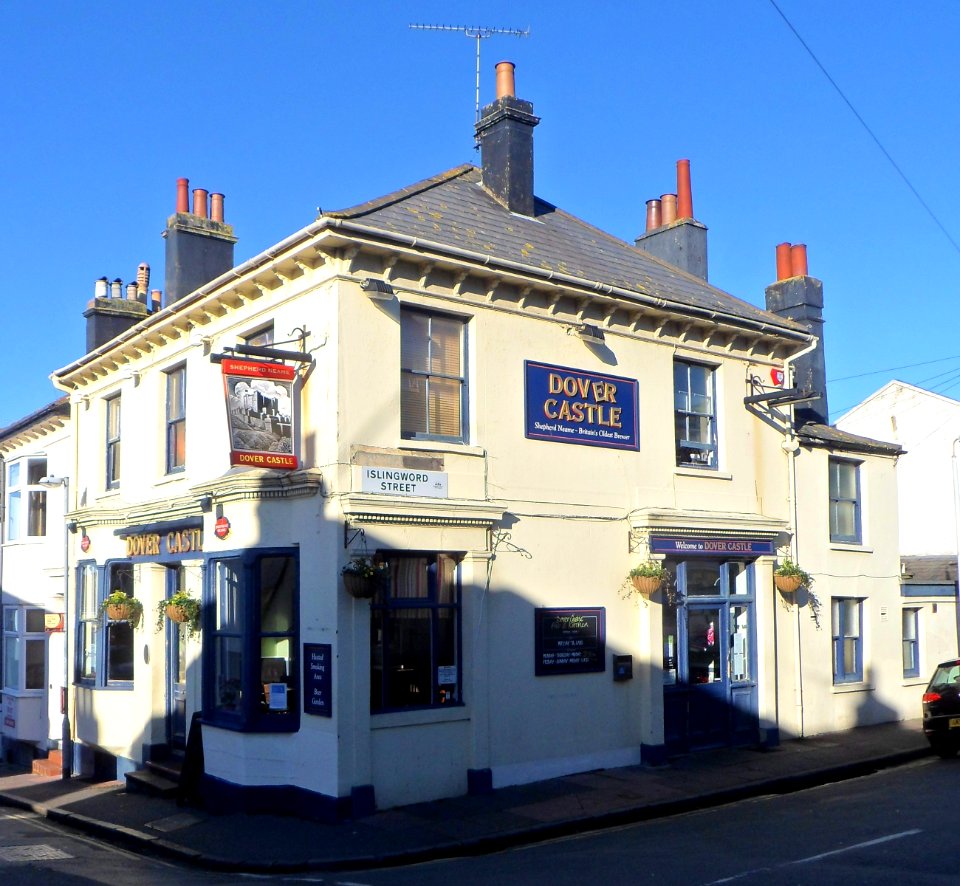 Dover Castle Pub, Islingword Street, Hanover, Brighton (January 2014) (2)