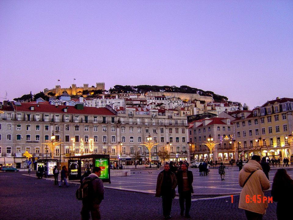 Downtown lights, 2006 New Year's day evening, Lisbon 03