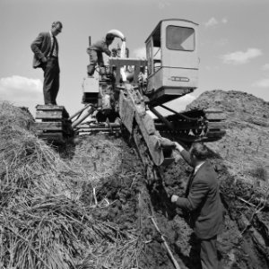 Drainage, diepdrainage, terreinen, polders, zandcementstortsteenprojecten, diepd, Bestanddeelnr 165-0794