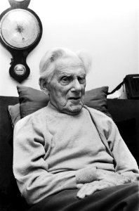 Dr. B. H. Sajet viert morgen zijn 95ste verjaardag. Oud-huisarts dr. B. H. Sajet, Bestanddeelnr 932-0431