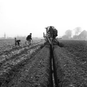Drainage, arbeiders, bos en kalis nv, IJpolder, Bestanddeelnr 160-0416
