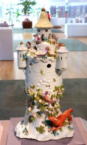 Dovecote, Chelsea, c. 1755-1756, soft-paste porcelain - California Palace of the Legion of Honor - DSC07704