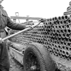 Drainage, buizen, laden, Bestanddeelnr 160-0381
