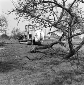 Drainage, machines, graven, grond, Bestanddeelnr 164-1182