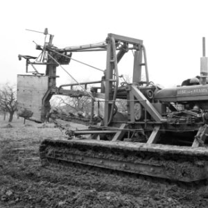 Drainage, machines, arbeiders, ende van den j, kessel van gebr, Bestanddeelnr 160-0444