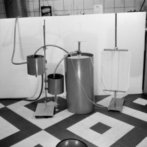 Drainage, laboratoria, onderzoeken, cilindrische, Bestanddeelnr 250-8040