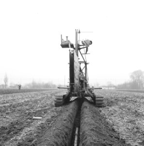 Drainage, machines, bos en kalis nv, IJpolder, Bestanddeelnr 160-0427