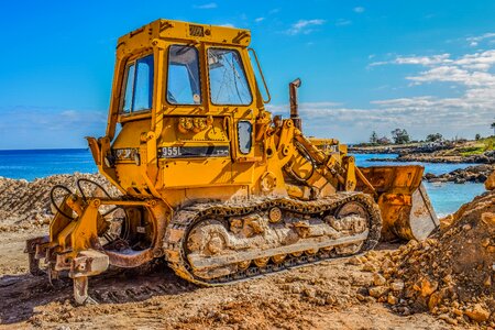 Power shovel vehicle bulldozer