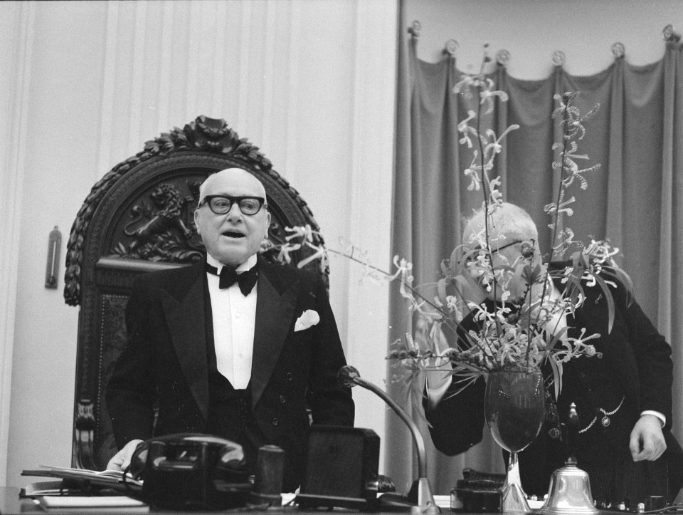 Dr. Kortenhorst , 75 jaar. Huldiging in Tweede Kamer, Bestanddeelnr 913-1774