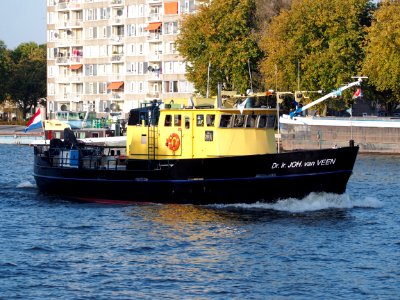 Dr. Ir. JOH. van VEEN, ENI 02606459 at the Amsterdam-Rhine Canal, pic2