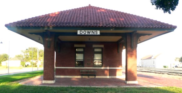 Downs, Kansas MoPac station from W 1