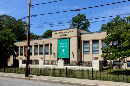 Dr. Lincoln D. Lynch School - Middleborough, Massachusetts - Middleborough, Massachusetts - DSC04073