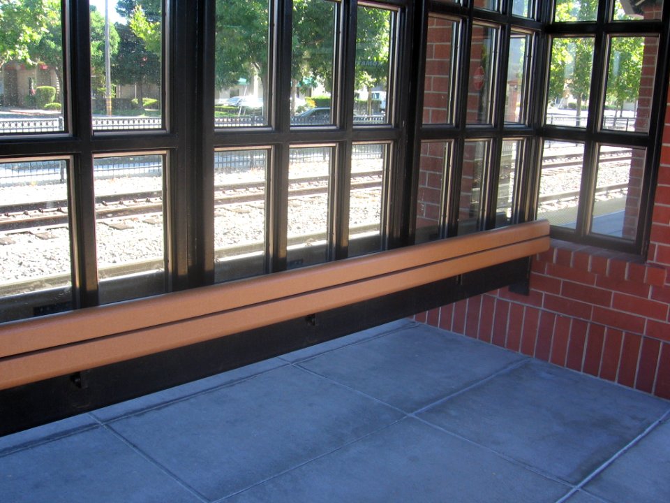 Downtown Campbell VTA 1058 06