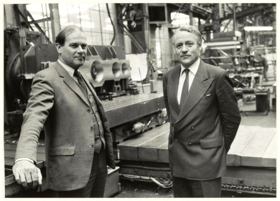Directeur Ir.J.C. van Osnabrugge en A.F. Beversen van Conrad Stork. NL-HlmNHA 54015485
