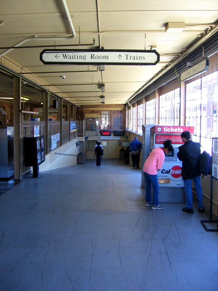 Diridon Station 2463 03
