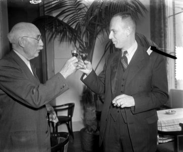 Directeurswisseling Artis Dr. Sunier en Dr. E. F. Jacob, Bestanddeelnr 905-6271