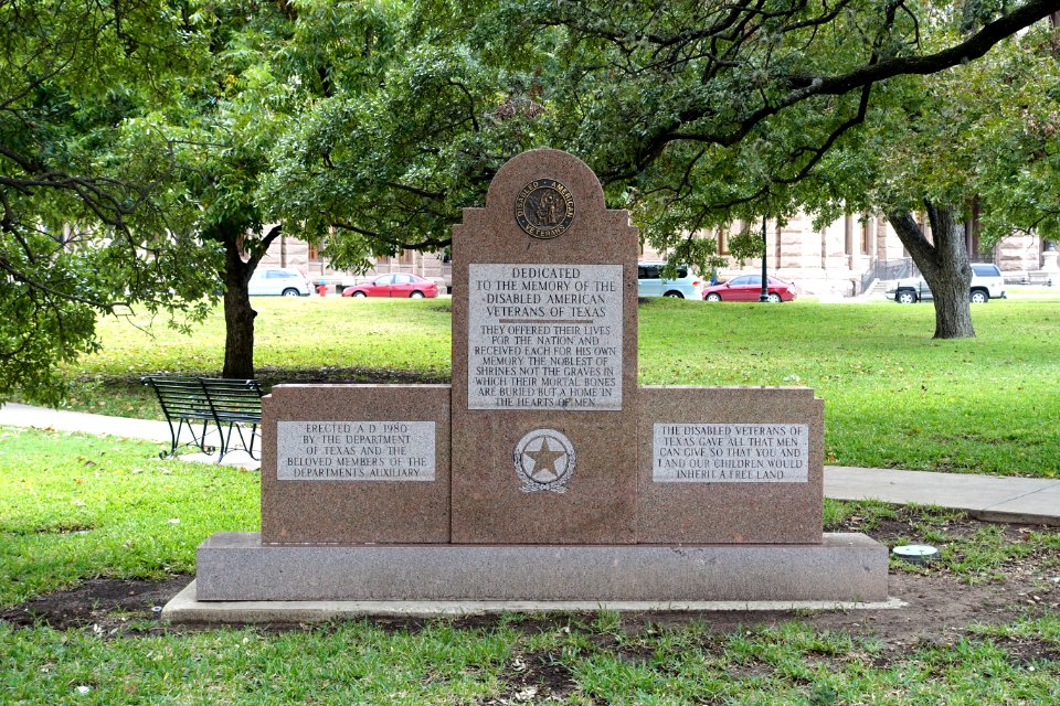 Disabled American Veterans of Texas Memorial - Austin, Texas - DSC08390