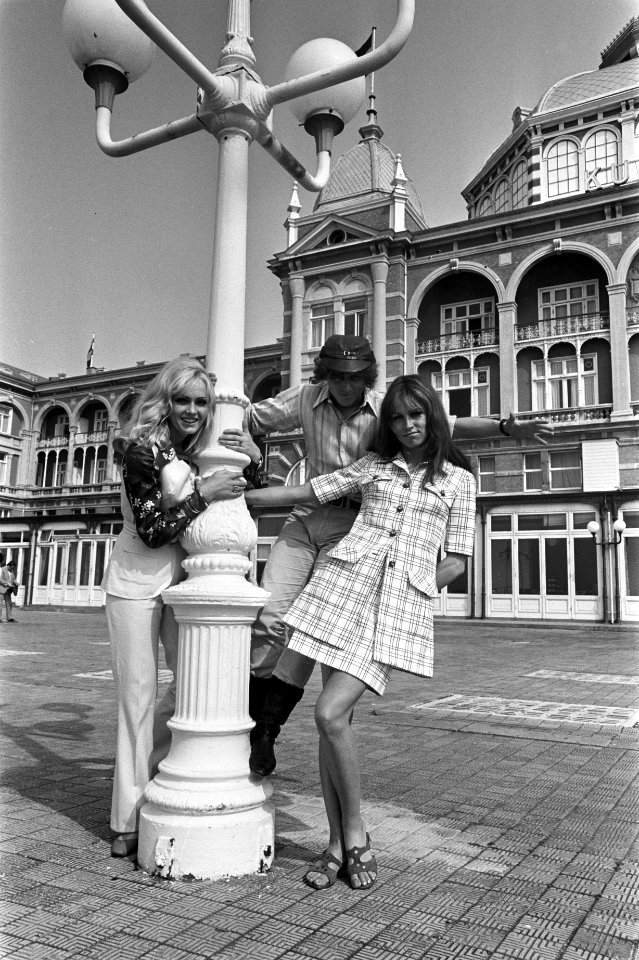 De Golden Kids uit Tsjechoslowakije op de boulevard van Scheveningen, Bestanddeelnr 922-5981