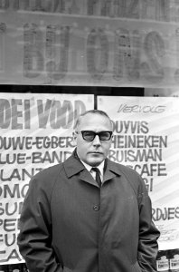 Dirk van den Broek (kop) en etalage, Bestanddeelnr 920-0066