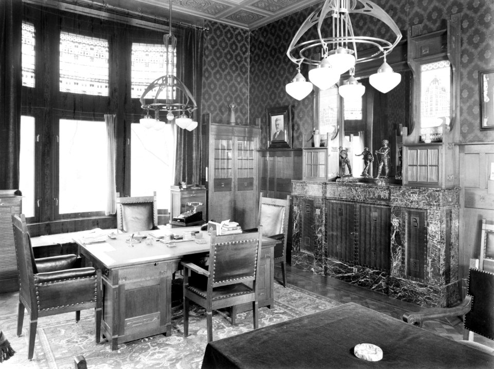 Directiekamer in het gebouw Astoria aan de Keizersgracht 174-176 te Amsterdam, Bestanddeelnr 189-1299