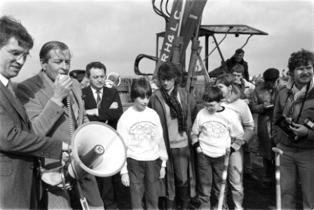 De Prins met schoolkinderen, Bestanddeelnr 932-9157