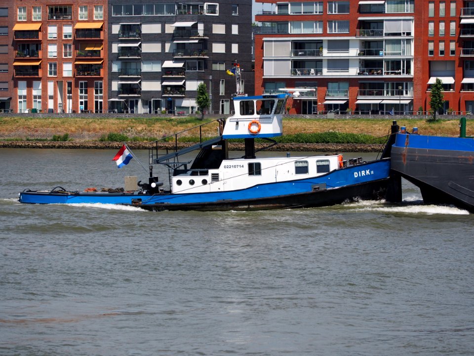 Dirk II - ENI 02210714 pushing B602 - Split Hopper Barge 600 m3 - Baars BV, pic3
