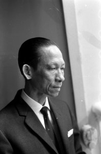 Dhr. Nguyen van An in Tweede Kamer . Zuid-Vietnamese zaakgelastigde, Bestanddeelnr 920-6366