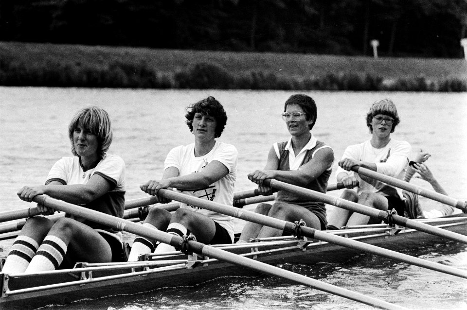 Dames dubbel Willem III , Hunze, Okeanos, de Laak , Ric, Bestanddeelnr 930-3646