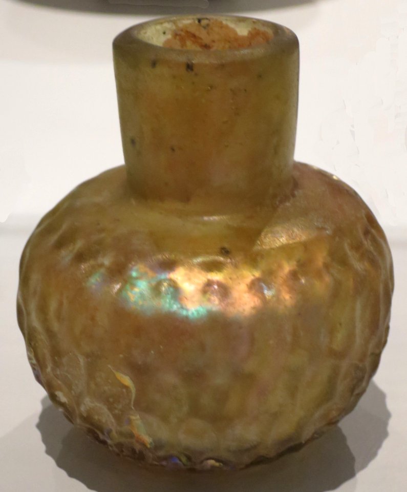 Colored glass bottle from Iran, Abbasid caliphate, 12th-mid 13th century