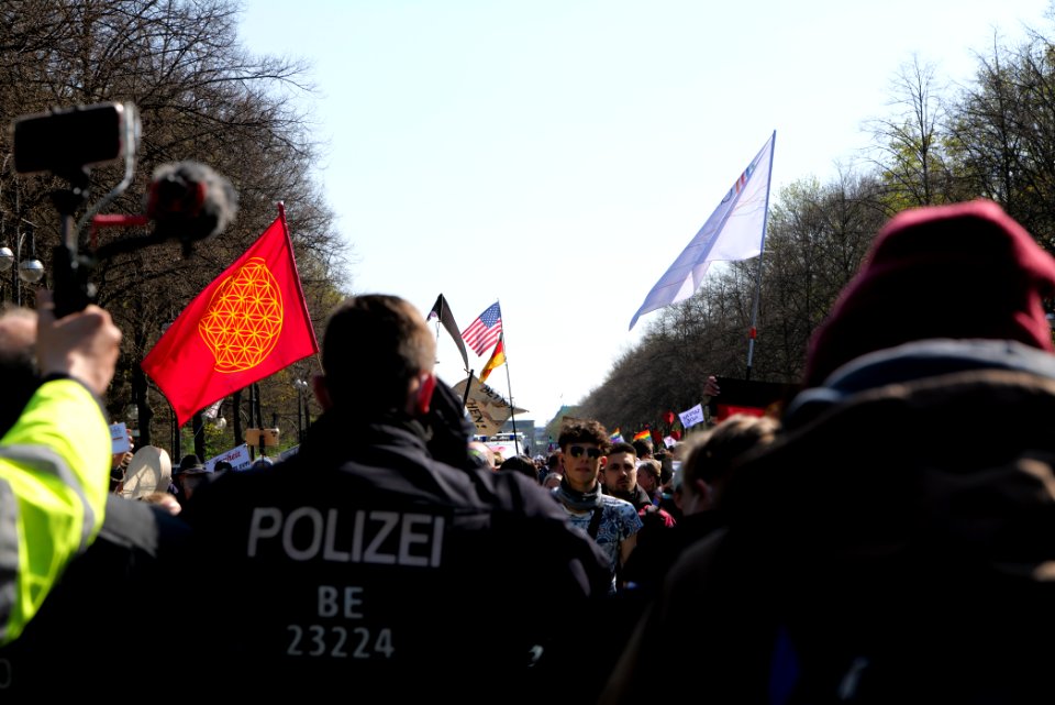 Conspiracist protest Berlin 2021-04-21 27