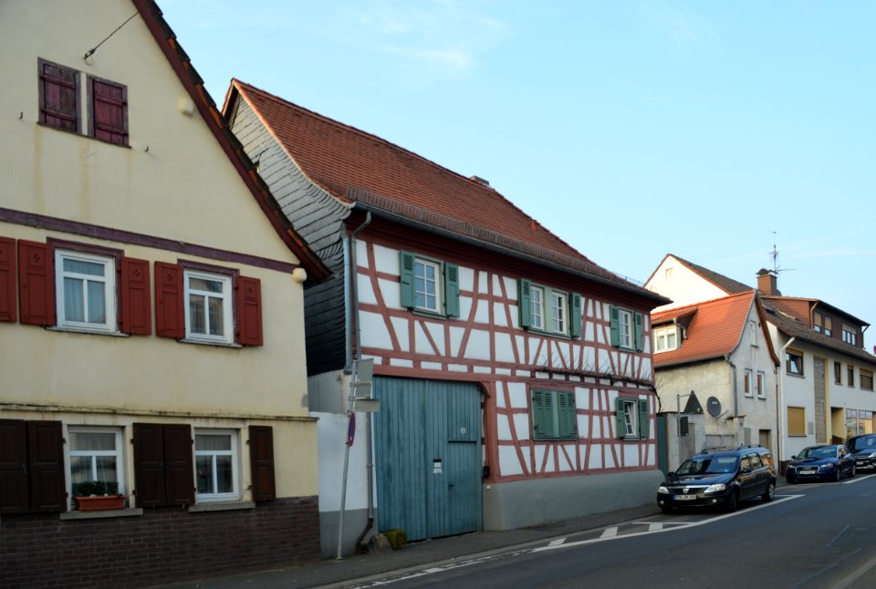 Diedenbergen, Casteller Straße 52
