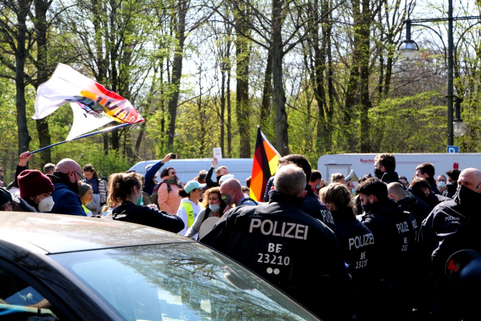Conspiracist protest Berlin 2021-04-21 21