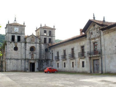 Cornellana - Monasterio de San Salvador 14