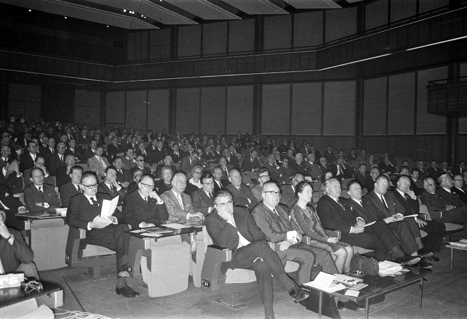 Congres Centrale Raad voor Handelsbevordering in RAI Amsterdam, overzicht, Bestanddeelnr 925-2022