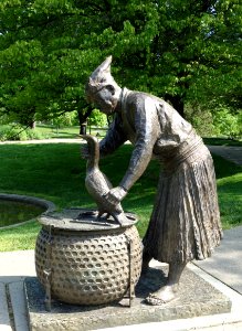 Cormorant Fisherman, a gift of Gifu, Japan - Eden Park, Cincinnati - DSC03898