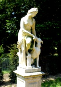 Diana by Andries Carpentière (Andrew Carpenter), before 1737 - Wrest Park - Bedfordshire, England - DSC08256