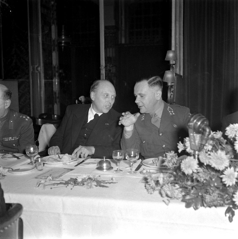 Diner Generaal Kruls, Bestanddeelnr 901-2107