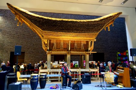 Concert at the Toraja rice barn - Rautenstrauch-Joest-Museum - Cologne, Germany - DSC00348