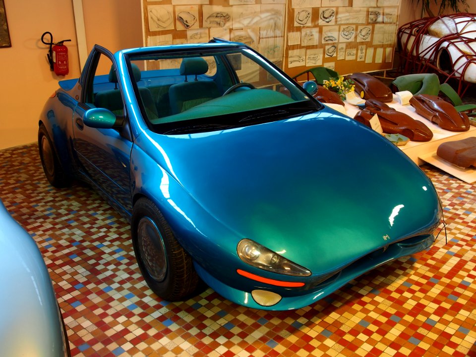 Concept car DUON or DOONPeugeot at the Musée Automobile de Vendée pic2