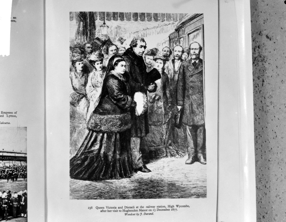 Disraeli en Koningin Victoria op station, Bestanddeelnr 915-9539