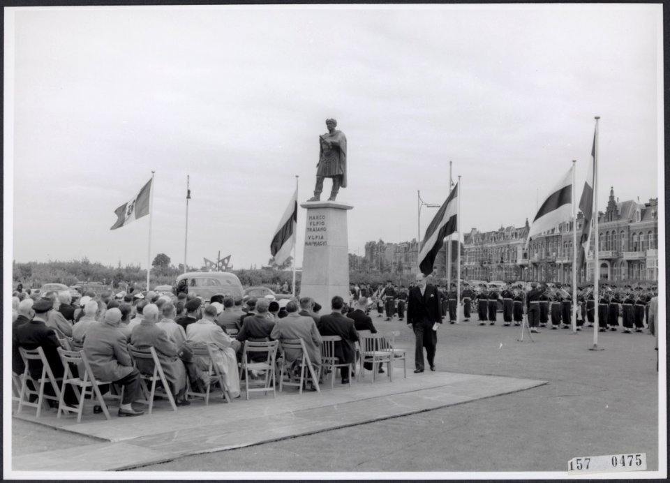 Collectie Fotocollectiie Afdrukken ANEFO Rousel, fotonummer 157-0475, Bestanddeelnr 157-0475