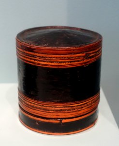 Container, Karen people, Northern Thailand, collected in 1986, bamboo with lacquer - Ethnological Museum, Berlin - DSC01348