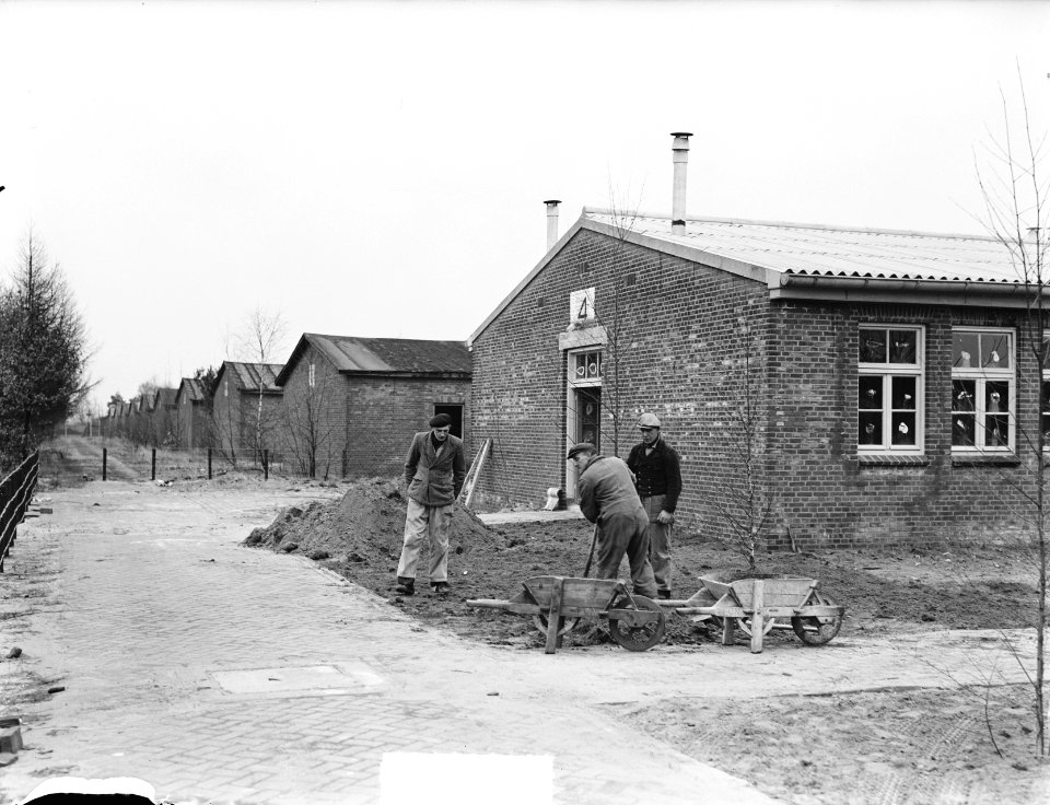 Concentratiekamp Lunetten bij Vught voor opvang Ambonezen, Bestanddeelnr 904-4681