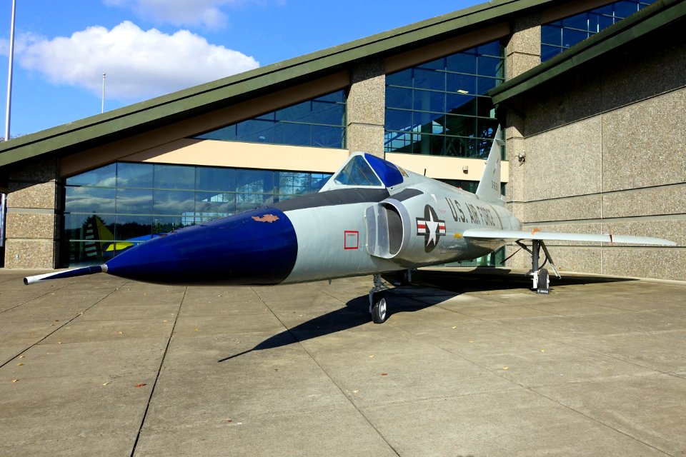 Convair F-102A Delta Dagger, 1953 - Evergreen Aviation & Space Museum - McMinnville, Oregon - DSC00401