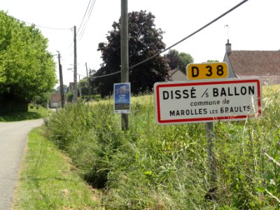 Dissé-sous-Ballon (Sarthe) entrée